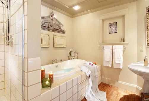 J Palen House - Cleveland - Baño
