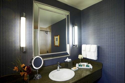 Kinzie Hotel - Chicago - Baño