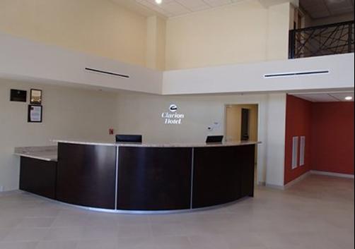 Clarion Hotel Airport & Conference Center - Charlotte - Lobby