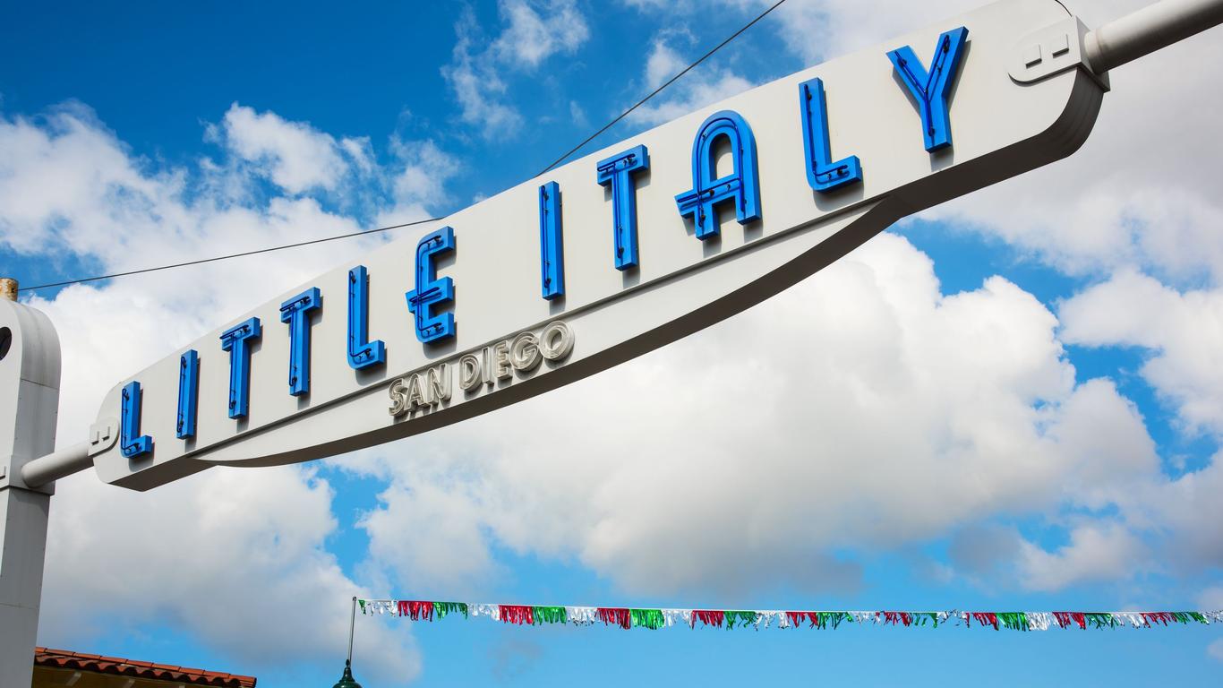 Alquiler de autos en Little Italy (San Diego)