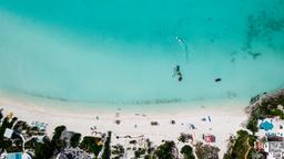 Busca vuelos baratos a Providenciales