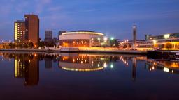 Busca vuelos baratos a Aeropuerto Belfast City