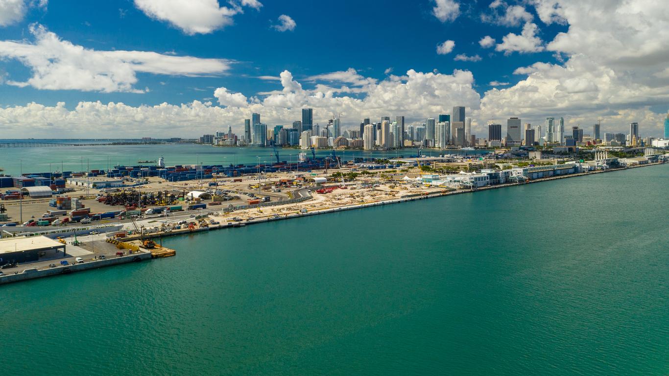Alquiler de autos en Puerto de Miami (Miami)