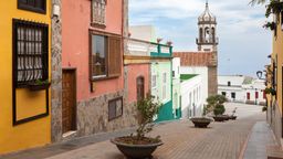 Busca vuelos baratos a Granadilla de Abona