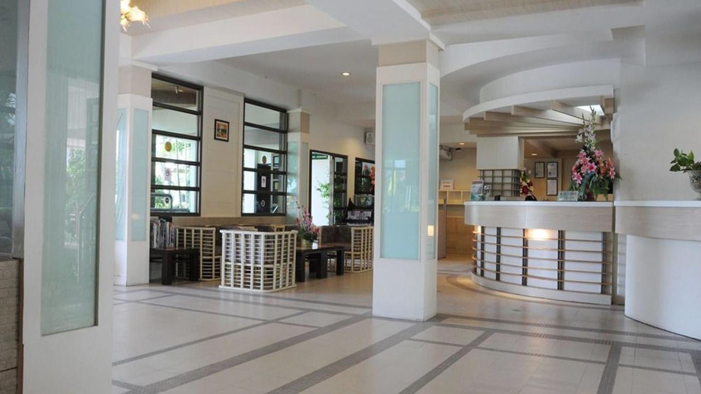 Bangsaen Villa Hotel