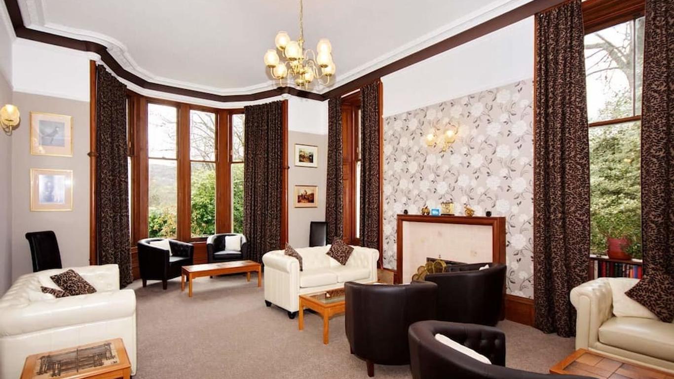 Birchwood Hotel