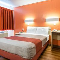 Motel 6 Longview, TX