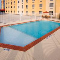 Red Roof Inn & Suites Beaumont