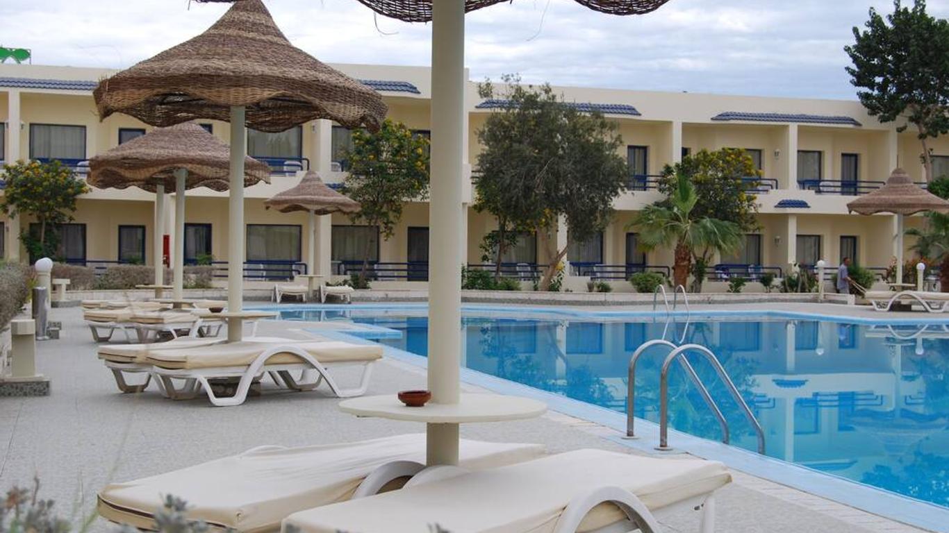 Cataract Resort & Aqua Park Naama Bay