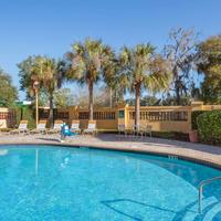 La Quinta Inn & Suites by Wyndham Ocala