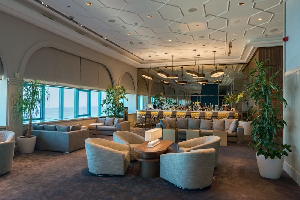 International Hotel Casino & Tower Suites