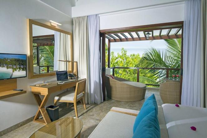 Summer Island Maldives