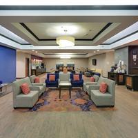 La Quinta Inn & Suites by Wyndham Denton - University Drive