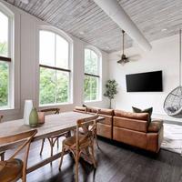 Relaxing Downtown Loft in the Heart of Macon