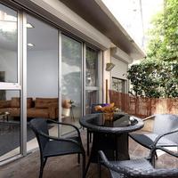 Sea Land Suites
