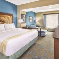 La Quinta Inn & Suites by Wyndham Niagara Falls