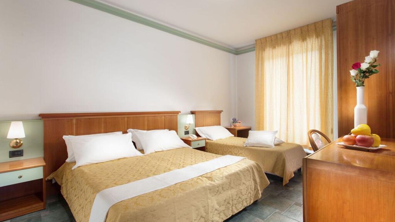 Hotel Zeus