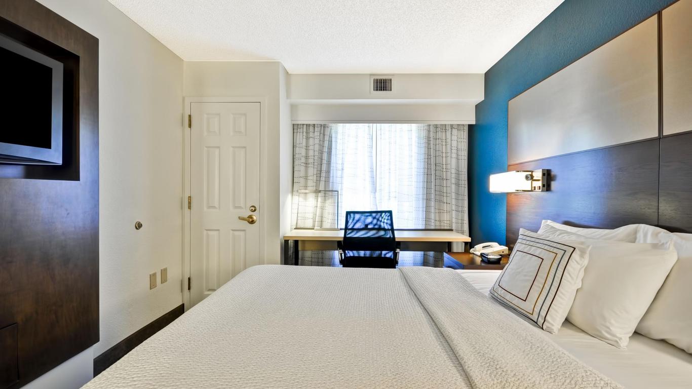 Residence Inn by Marriott Jacksonville Airport