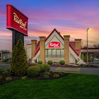 Red Roof Inn & Suites Newark - University