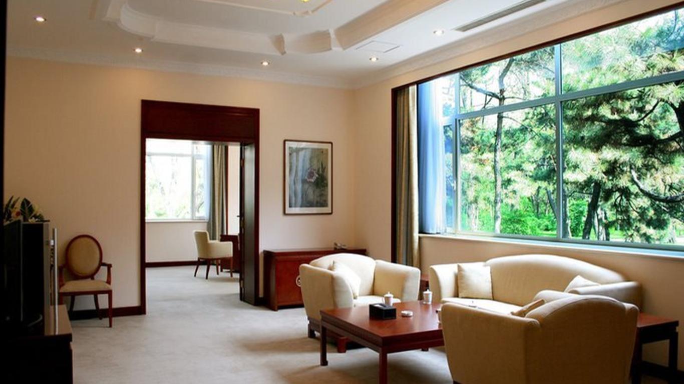 Liaoning Friendship Hotel