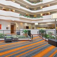 Holiday Inn University Plaza-Bowling Green