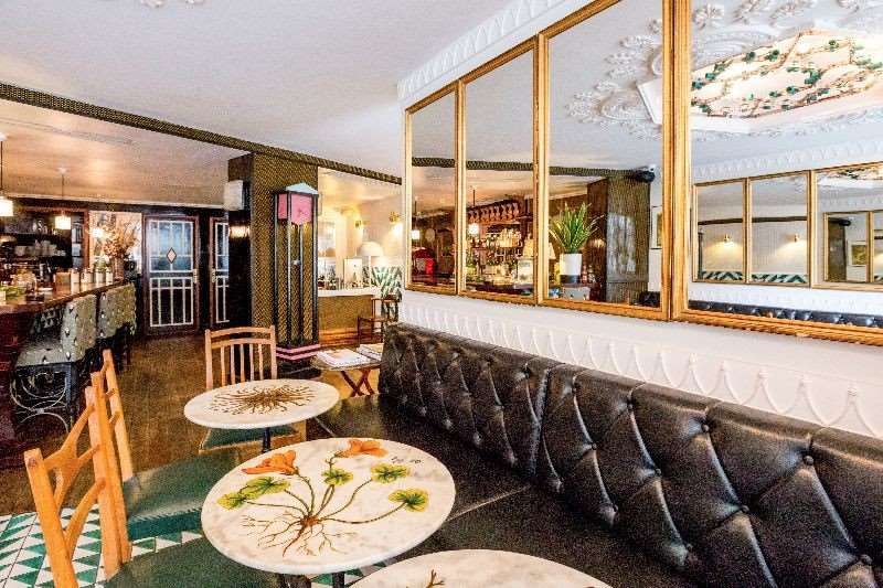 Bar
