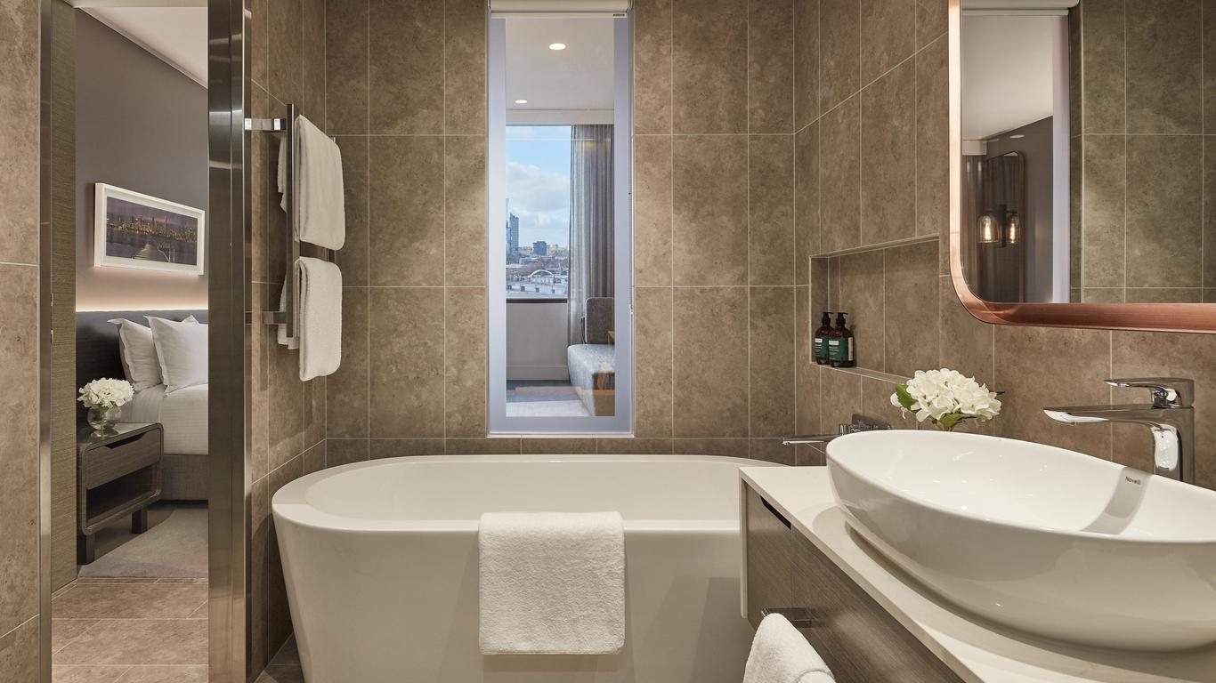 Crowne Plaza Melbourne By IHG