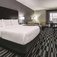 La Quinta Inn & Suites by Wyndham Fort Worth West - I-30