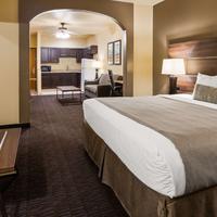 Best Western Plus Hill Country Suites