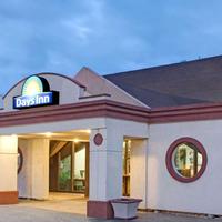 Days Inn by Wyndham Washington Pennsylvania