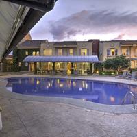 Casa Conde Hotel & Suites