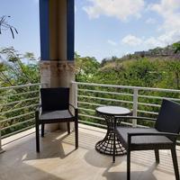 Villa Indigo Sunny 1BR Apartment in Private Gated Estate