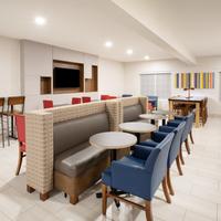 Holiday Inn Express & Suites Lincoln City, An IHG Hotel