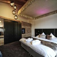 Alps Lodge