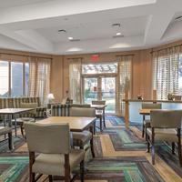 La Quinta Inn & Suites by Wyndham Ft. Lauderdale Airport