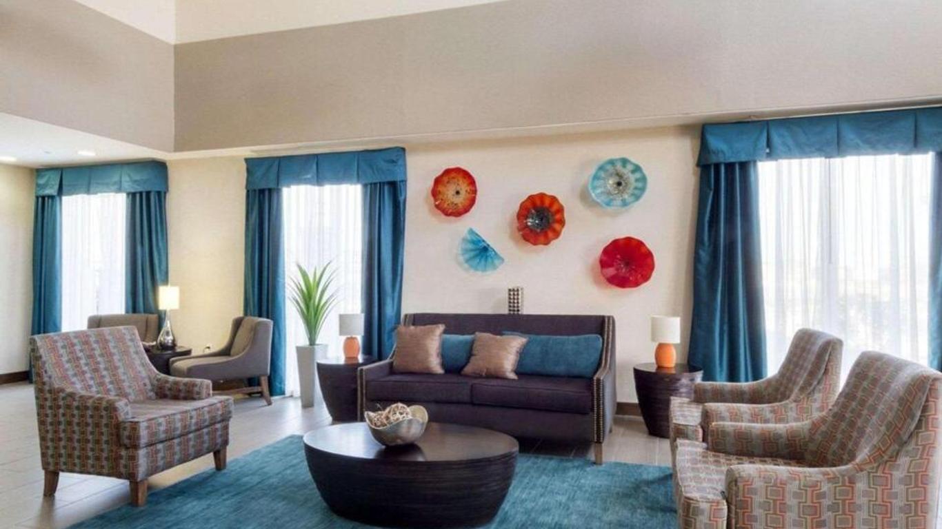 Quality Inn & Suites