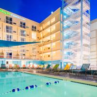 Holiday Inn Express & Suites Nassau