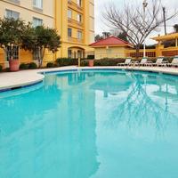La Quinta Inn & Suites by Wyndham Greenville Haywood
