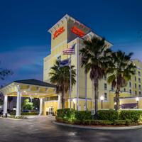 Hampton Inn & Suites Jacksonville Deerwood Park