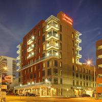 Hampton Inn & Suites Austin @ The University / Capitol