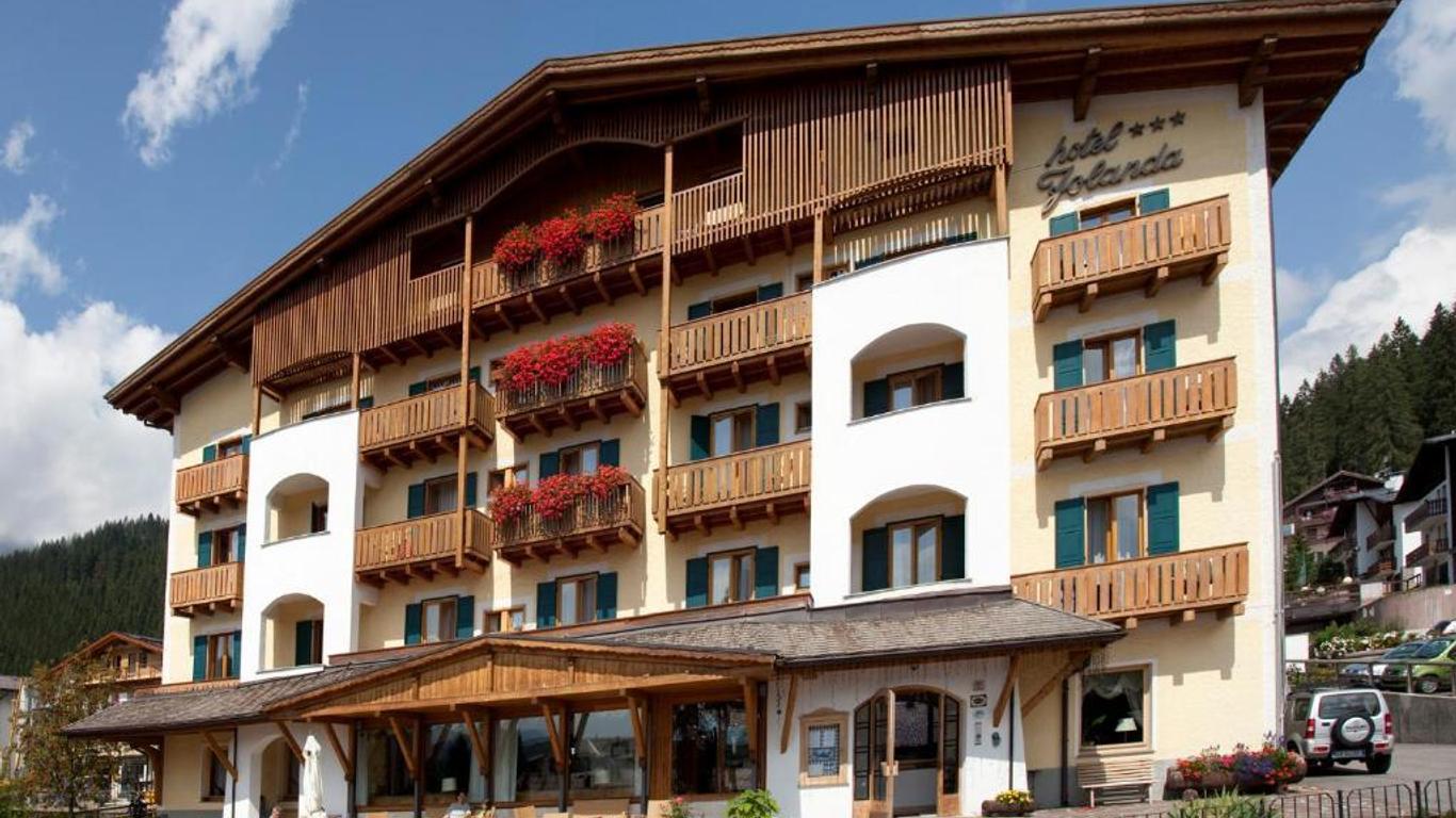 Hotel Jolanda