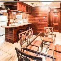 Sunburst Condominiums, a VRI resort