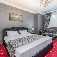 Park Lane Hotel