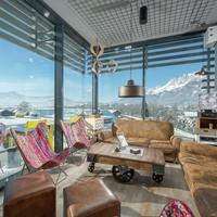 Cubo Sport & Art Hotel