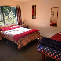 Kakapo Lodge
